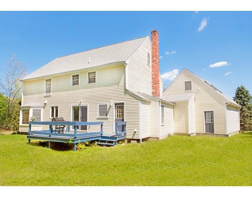 4 Oriole Ln, Walpole, MA 02081 photo 2