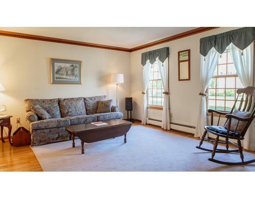 4 Oriole Ln, Walpole, MA 02081 photo 5