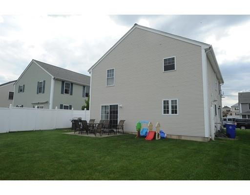 222 Reeves St, Fall River, MA 02721 photo 3
