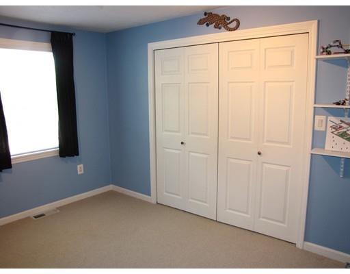 19 Daisy Dr, Walpole, MA 02081 photo 21