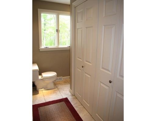 19 Daisy Dr, Walpole, MA 02081 photo 15