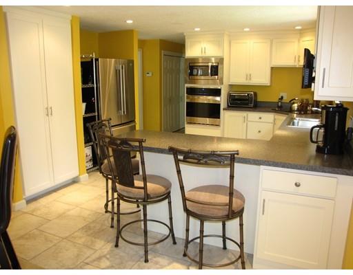 19 Daisy Dr, Walpole, MA 02081 photo 7