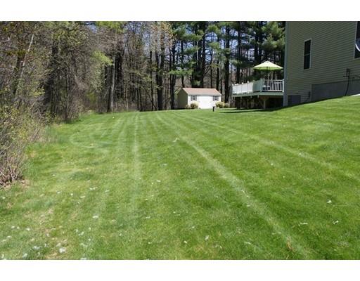 11 Gaudet Ln, Pelham, NH 03076 photo 9