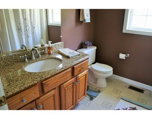 11 Gaudet Ln, Pelham, NH 03076 photo 29
