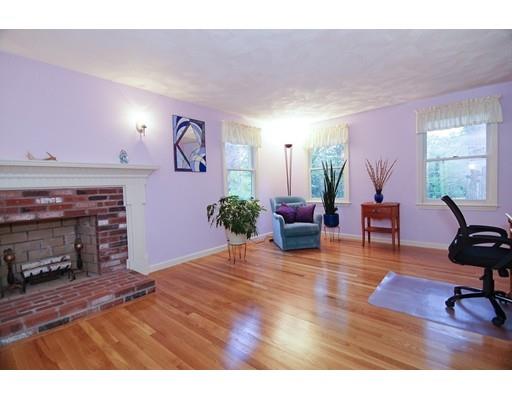 5 Maillet Dr, Acton, MA 01720 photo 5