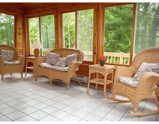 703 Maple Rd, Longmeadow, MA 01106 photo 4