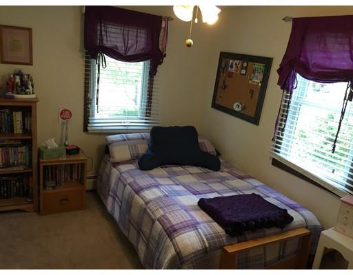 22 Sterling Dr, Easthampton, MA 01027 photo 7