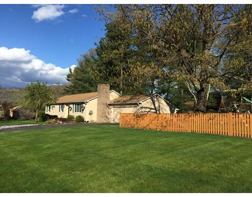 22 Sterling Dr, Easthampton, MA 01027 photo 3