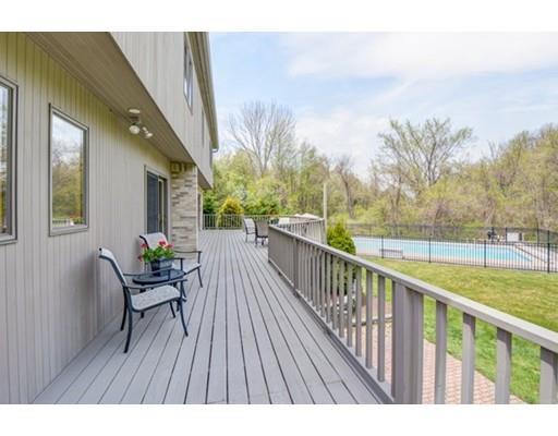 11 Overlook Dr, Sutton, MA 01590 photo 3