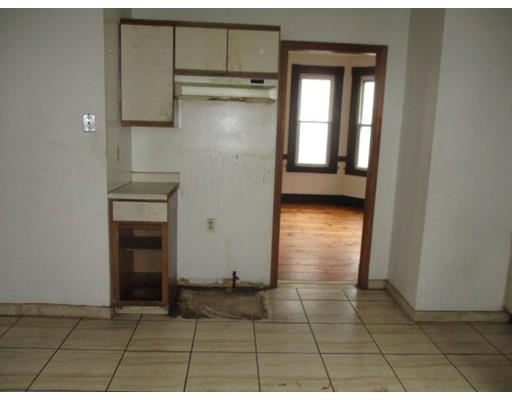 10 Merrick Ave, Springfield, MA 01109 photo 10
