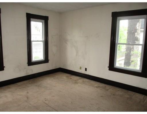 10 Merrick Ave, Springfield, MA 01109 photo 15