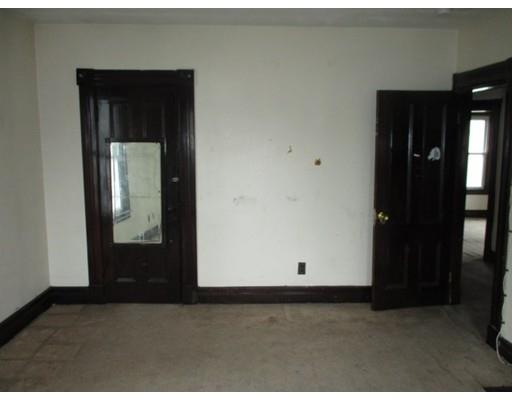 10 Merrick Ave, Springfield, MA 01109 photo 18