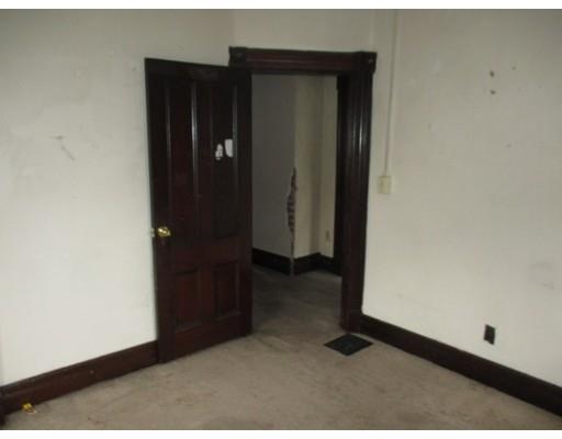 10 Merrick Ave, Springfield, MA 01109 photo 20
