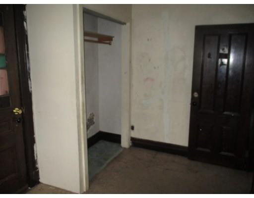 10 Merrick Ave, Springfield, MA 01109 photo 14