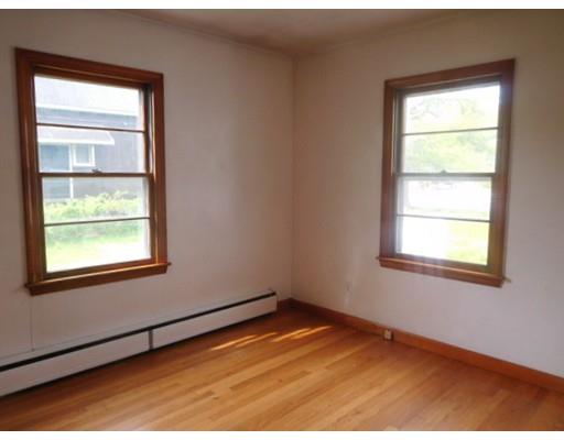 5 Ferguson St, Chicopee, MA 01020 photo 7