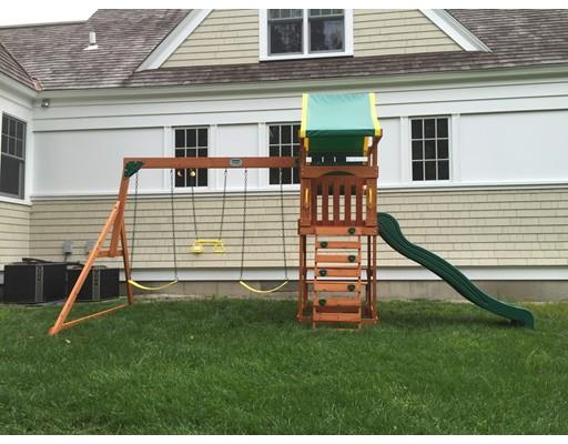 66 Arnold Rd, Wellesley, MA 02481 photo 11