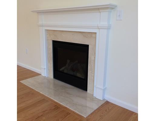 2 Saddlebrook Ln, Plainville, MA 02762 photo 5