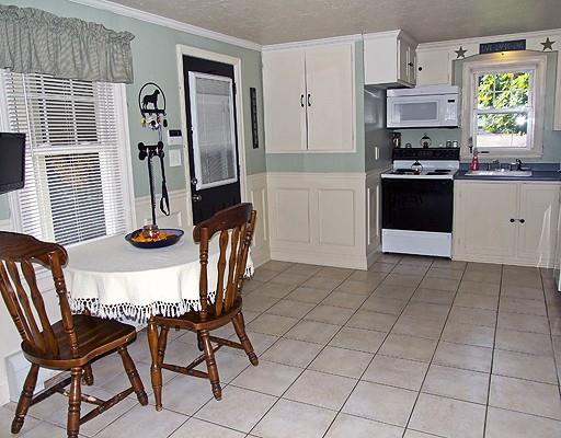 7 Rochelle St, Worcester, MA 01606 photo 4