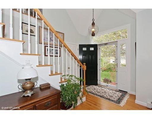 8 Sextant Cir, Mashpee, MA 02649 photo 2
