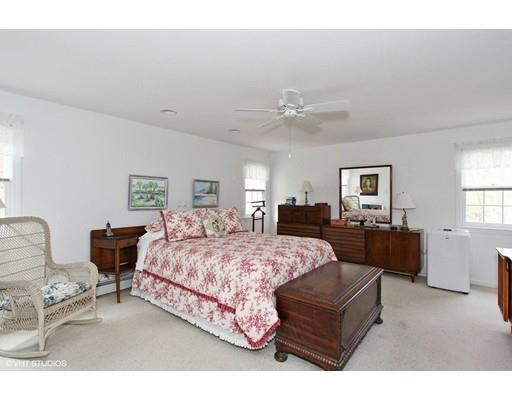 8 Sextant Cir, Mashpee, MA 02649 photo 10