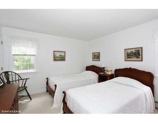 8 Sextant Cir, Mashpee, MA 02649 photo 12