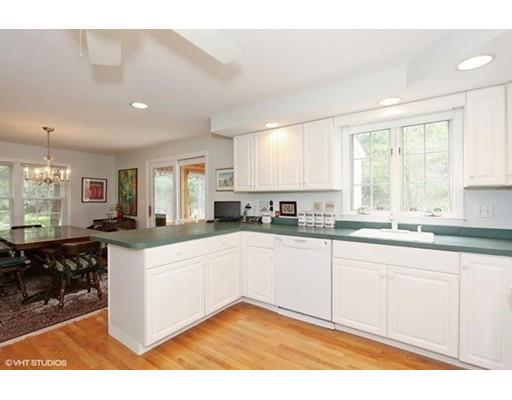 8 Sextant Cir, Mashpee, MA 02649 photo 5