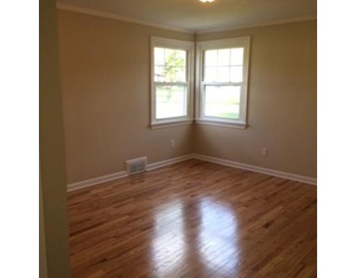 46 Clearbrook Dr, Springfield, MA 01118 photo 7
