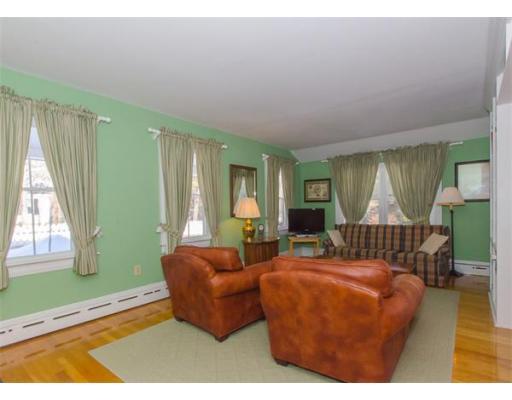 225 School St, Barnstable, MA 02635 photo 6