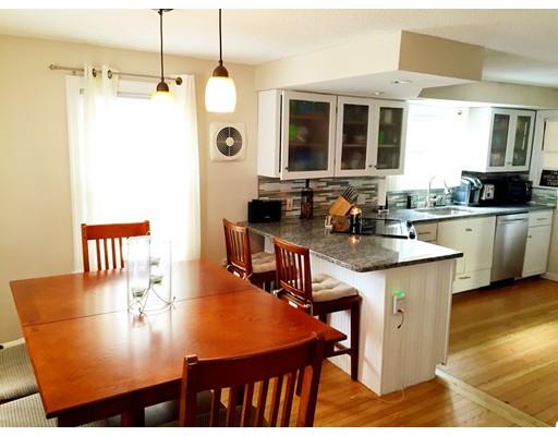114 Abbott St, Springfield, MA 01118 photo 7