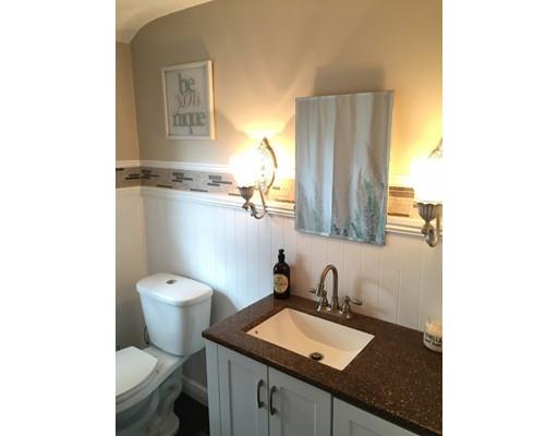 114 Abbott St, Springfield, MA 01118 photo 18