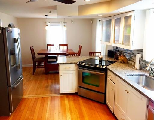 114 Abbott St, Springfield, MA 01118 photo 4