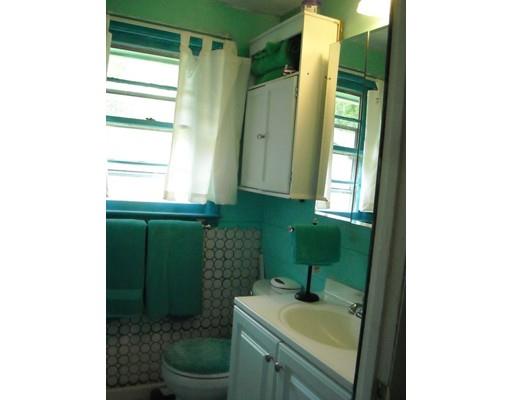 7 Camardo Dr, Wareham, MA 02571 photo 8