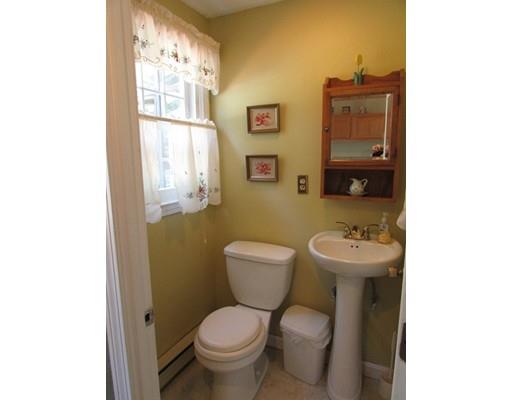 141 Baker St, Walpole, MA 02081 photo 7