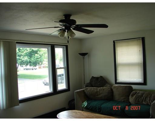 335 Hermitage Dr, Springfield, MA 01129 photo 7