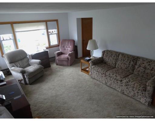 25 Lynebrook Rd, Springfield, MA 01118 photo 4