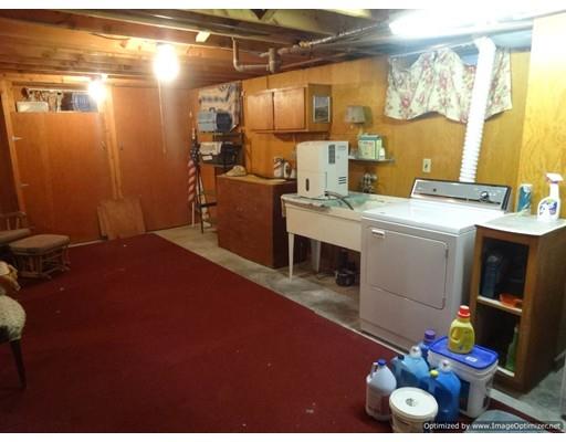25 Lynebrook Rd, Springfield, MA 01118 photo 11