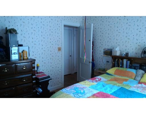 24 Brooks St, Springfield, MA 01109 photo 8