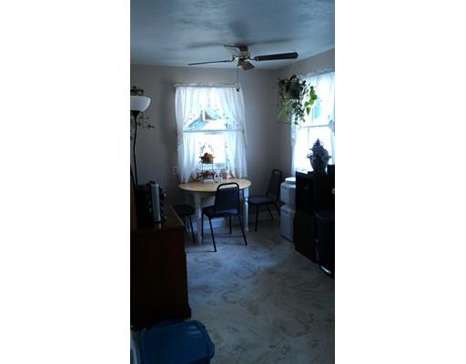 24 Brooks St, Springfield, MA 01109 photo 9