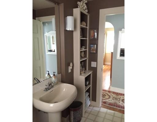 21 Willow Rd, Marblehead, MA 01945 photo 9
