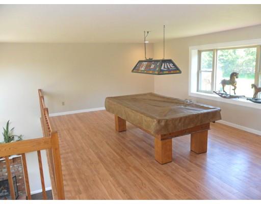 30 County Rd E, Raynham, MA 02767 photo 5