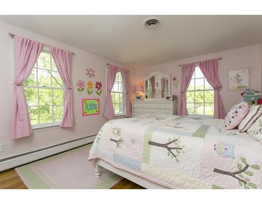 14 Village Ln, Hingham, MA 02043 photo 18