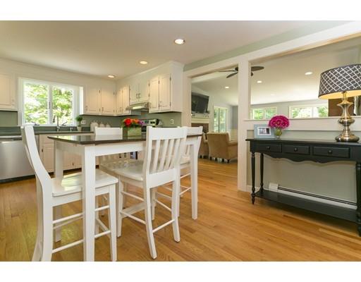 14 Village Ln, Hingham, MA 02043 photo 4