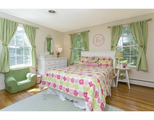 14 Village Ln, Hingham, MA 02043 photo 17