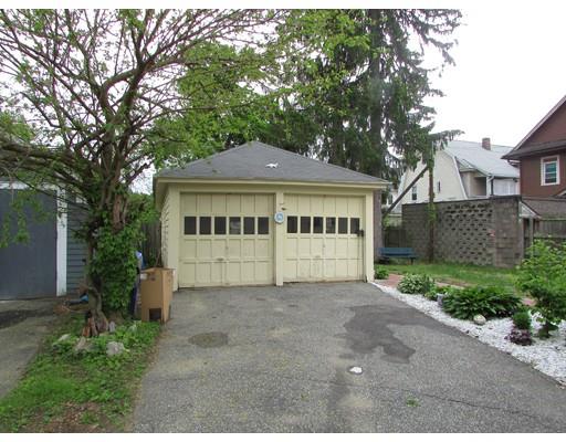 15 Daviston St, Springfield, MA 01108 photo 4