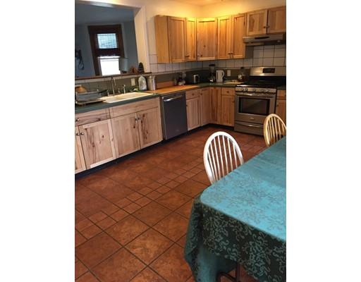 72 Harvard St, Springfield, MA 01109 photo 2