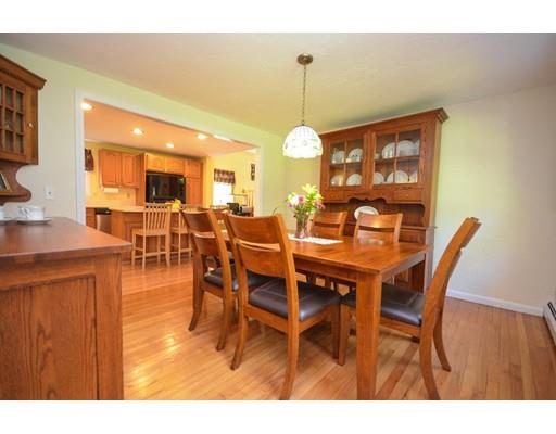 30 Maple Ln, Sutton, MA 01590 photo 9