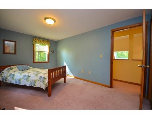 30 Maple Ln, Sutton, MA 01590 photo 19