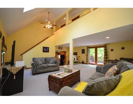 30 Maple Ln, Sutton, MA 01590 photo 18