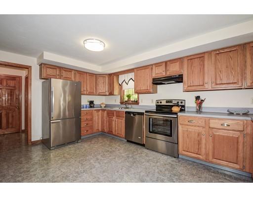 8 Ayer Rd, Acton, MA 01720 photo 3