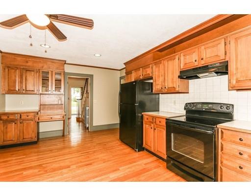 34 Rencelau St, Springfield, MA 01118 photo 15